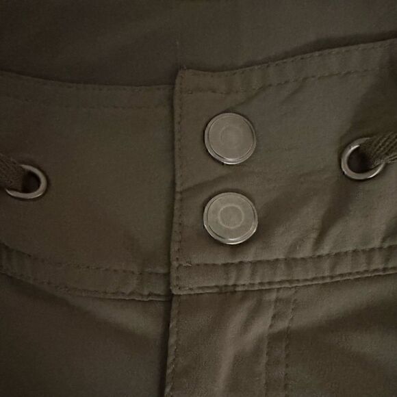 Columbia Omni Shield City Slickerz Roll-Up Stretch Pants in Olive Green Size 8 - Picture 5 of 12